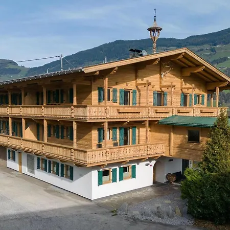 In Near Spieljoch Lift Apartment *