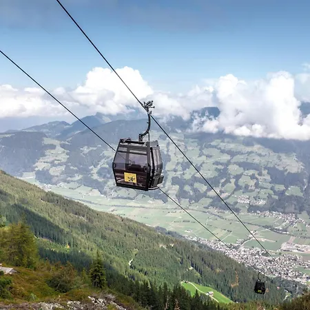 In Near Spieljoch Lift Apartment Fuegen